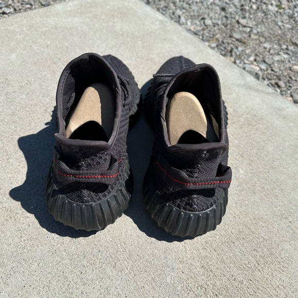 Adidas Yeezy Boost 350 V2 - Picture 4 of 4